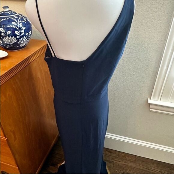 NWT Xscape "APRIL" LONG JERSEY KNIT
TWO TONED ASYMMETRICAL STRAP DRESS - Picture 7 of 8